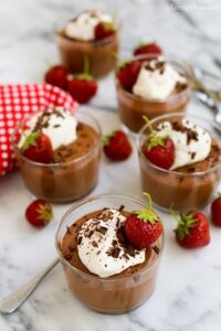 Easy-Strawberry-Mousse-